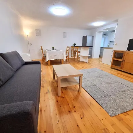 Vagnera Old Town Two Bedroom Apartment Riga Esterno foto