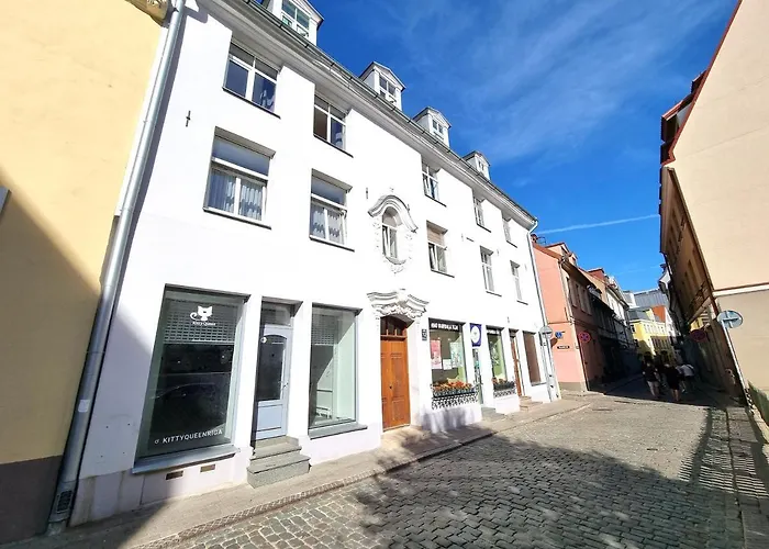 Vagnera Old Town Two Bedroom Apartment
