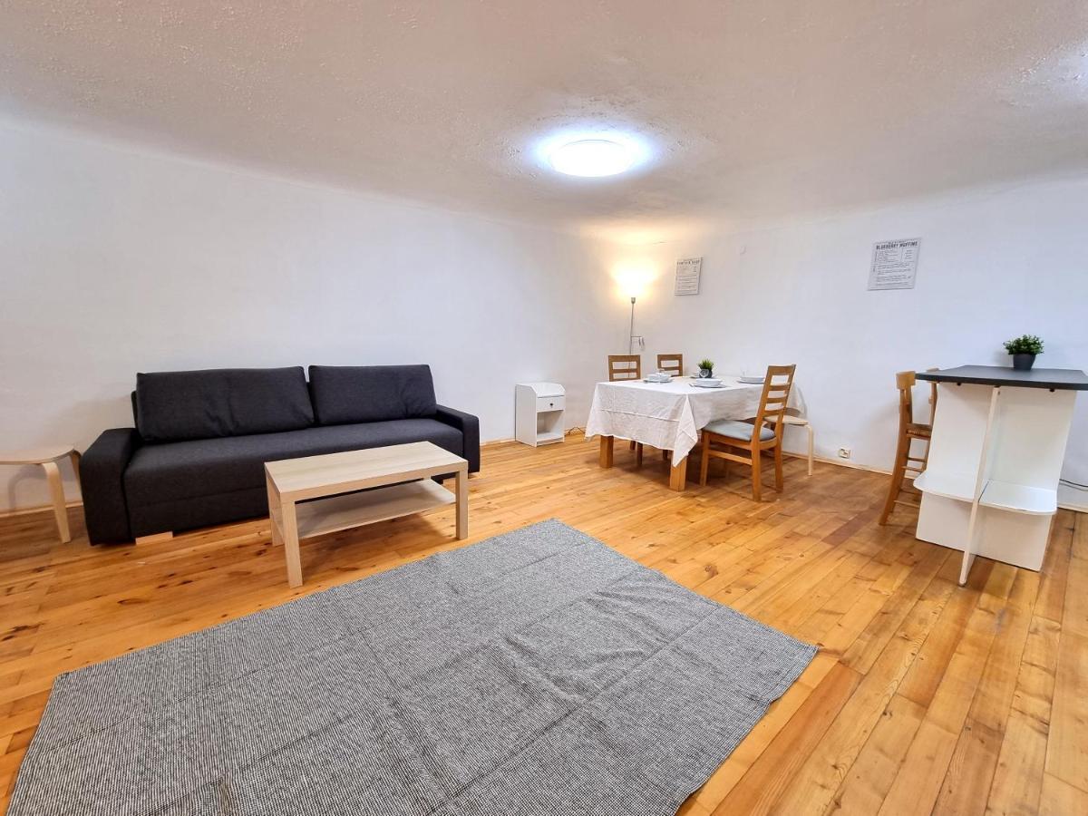 Vagnera Old Town Two Bedroom Appartamento *