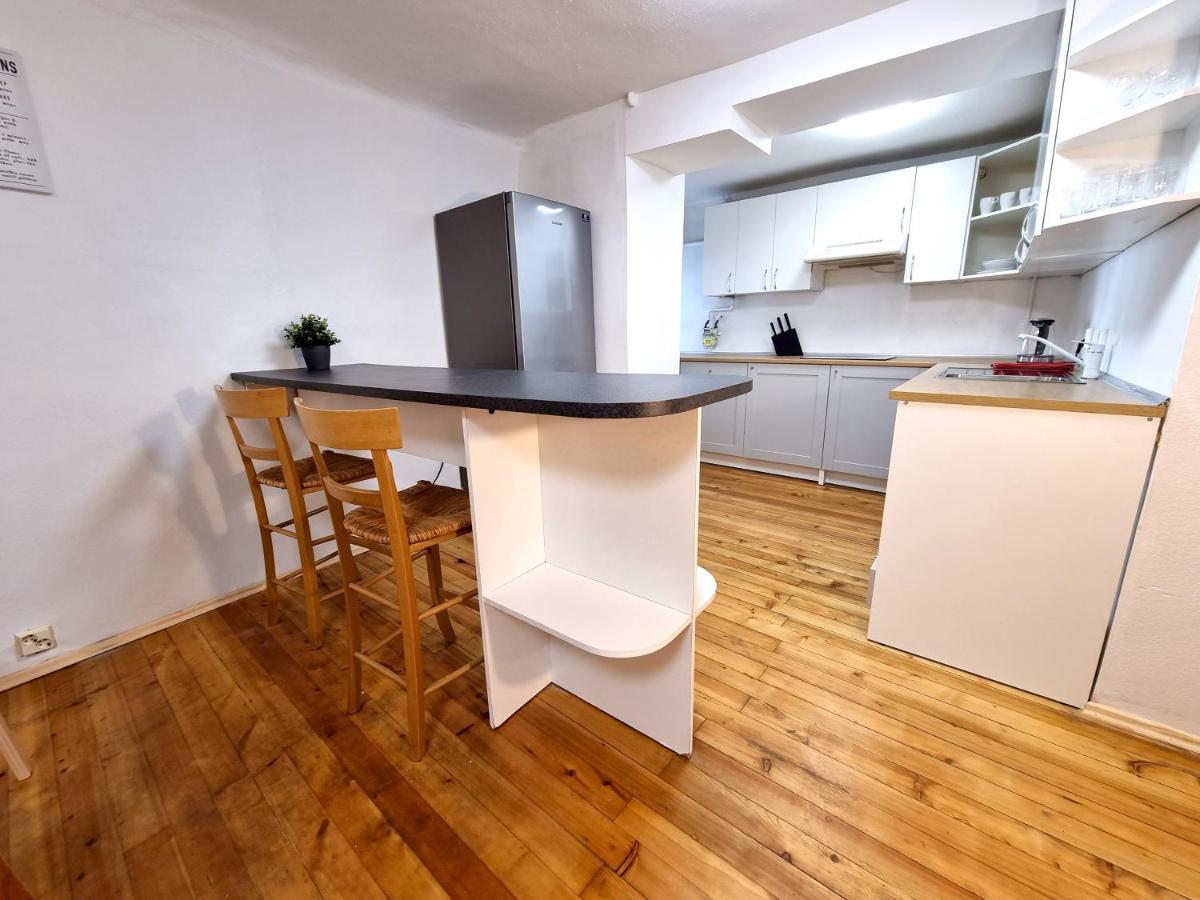 Vagnera Old Town Two Bedroom Appartamento